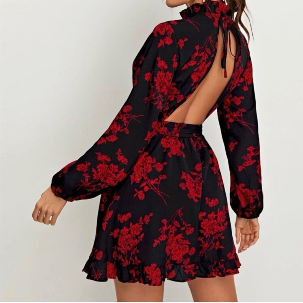 Sexy floral print tied cutout back self belted dress